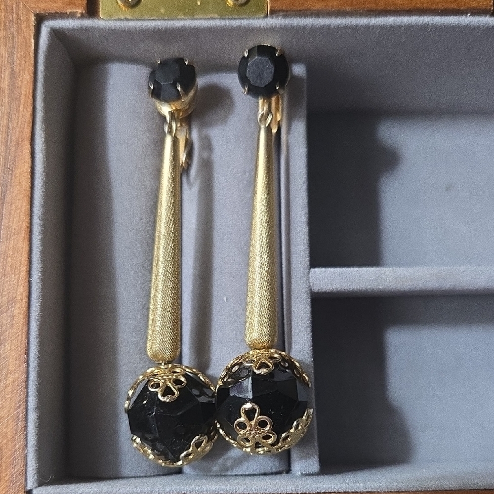 Vintage Damascene Style Elegant Black and Gold Pin Drop Earrings